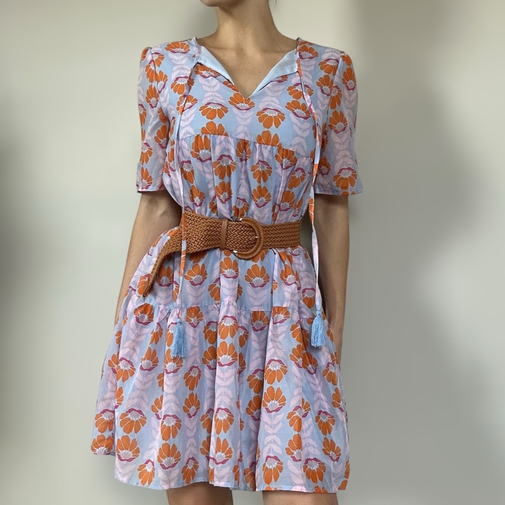J. Marie Floral Short Sleeve Multicolor Shift Dress with Front Tie Tassels - M